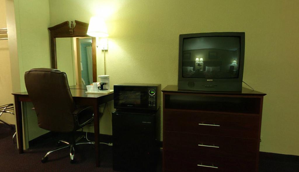 Americas Best Value Inn Newton Cameră foto
