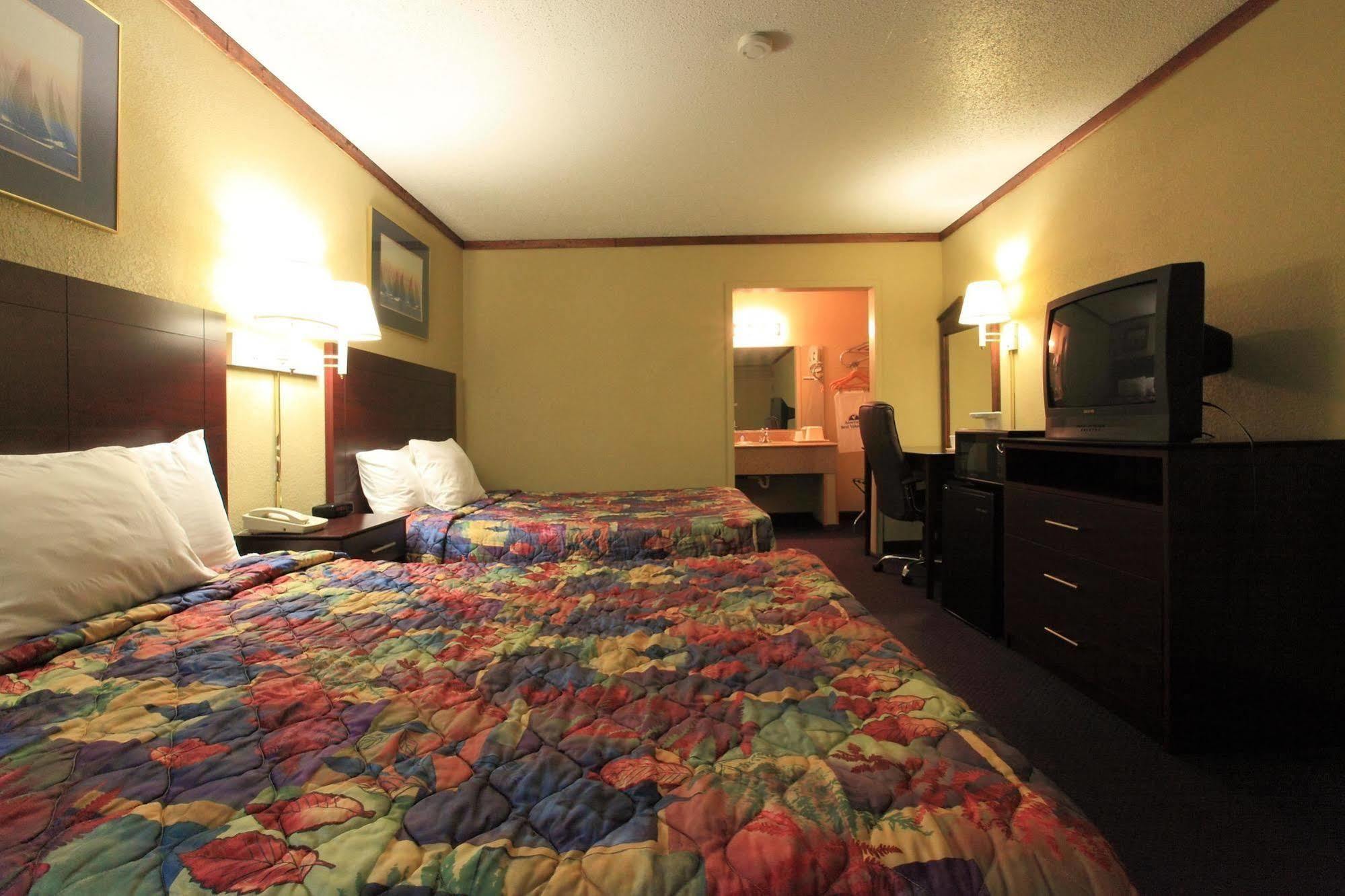 Americas Best Value Inn Newton Cameră foto